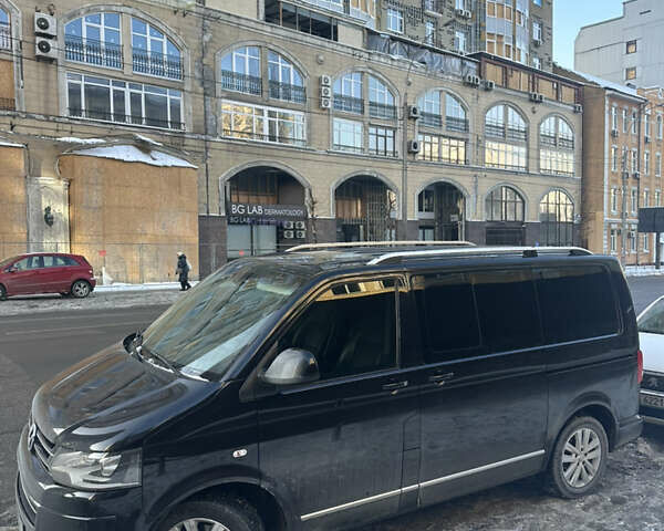 Черный Фольксваген Мультиван, объемом двигателя 1.97 л и пробегом 180 тыс. км за 32000 $, фото 1 на Automoto.ua