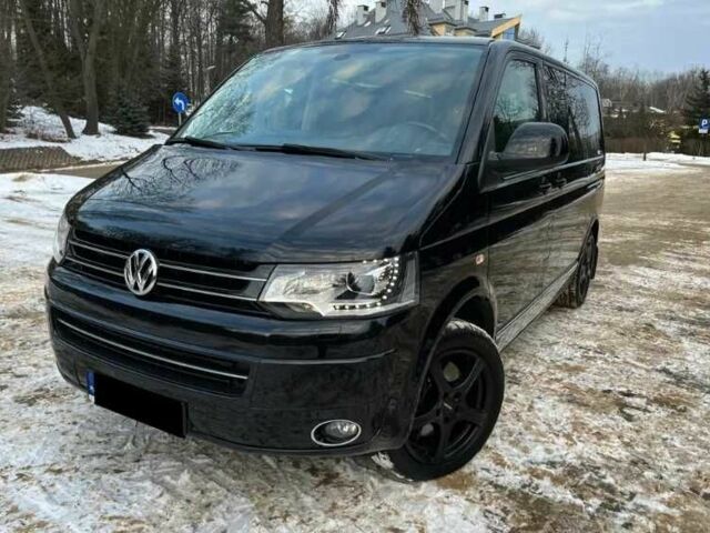 Черный Фольксваген Мультиван, объемом двигателя 2 л и пробегом 118 тыс. км за 22800 $, фото 1 на Automoto.ua