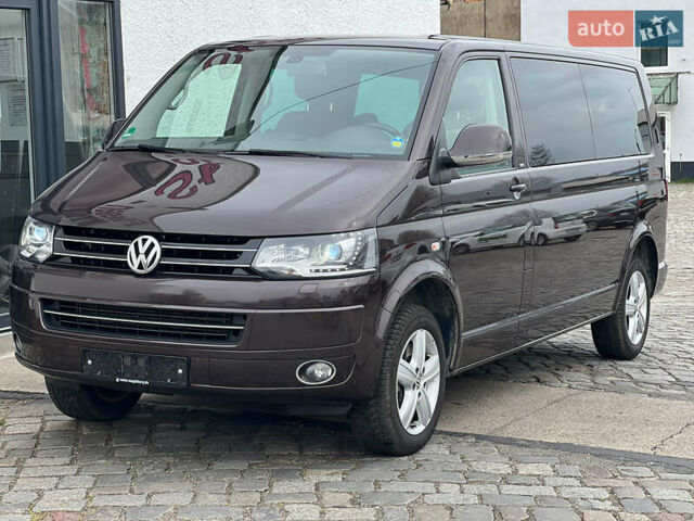 Коричневый Фольксваген Мультиван, объемом двигателя 1.97 л и пробегом 297 тыс. км за 27500 $, фото 1 на Automoto.ua