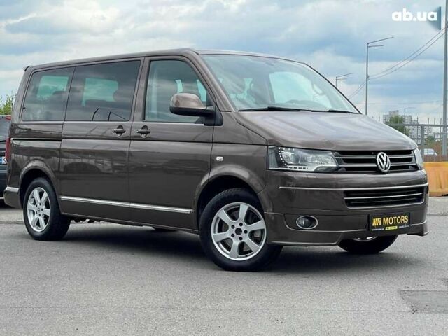 Фольксваген Мультиван, объемом двигателя 2 л и пробегом 264 тыс. км за 26000 $, фото 1 на Automoto.ua
