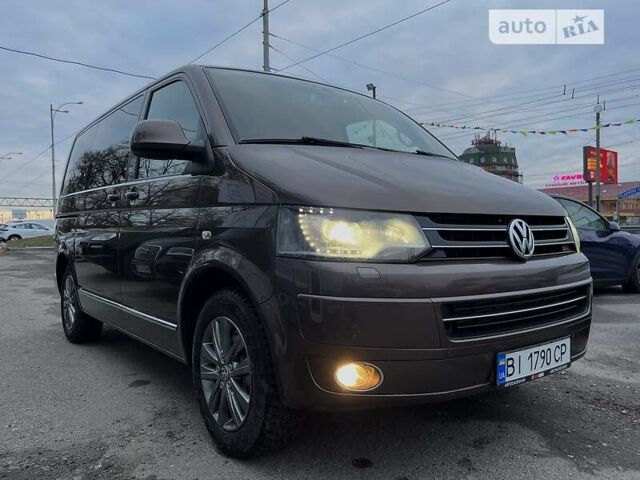 Фольксваген Мультиван, объемом двигателя 2 л и пробегом 215 тыс. км за 32000 $, фото 1 на Automoto.ua