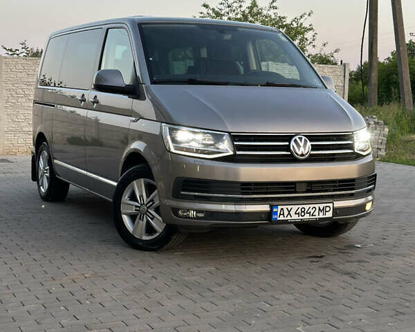 Фольксваген Мультиван, объемом двигателя 2 л и пробегом 134 тыс. км за 39900 $, фото 1 на Automoto.ua