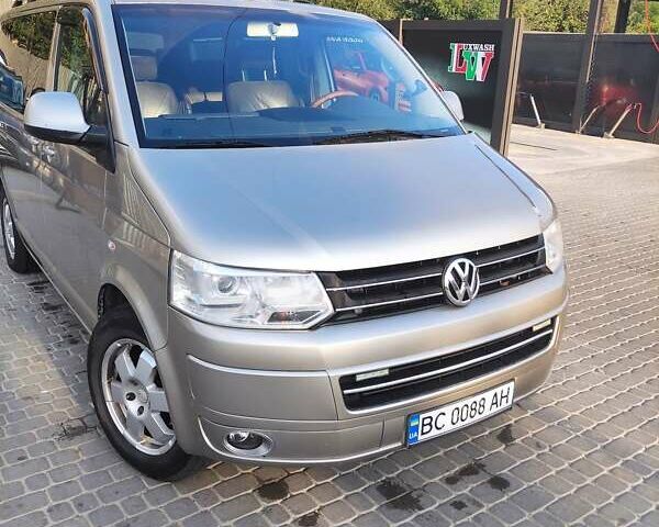 Сірий Фольксваген Мультиван, об'ємом двигуна 1.9 л та пробігом 270 тис. км за 11600 $, фото 1 на Automoto.ua