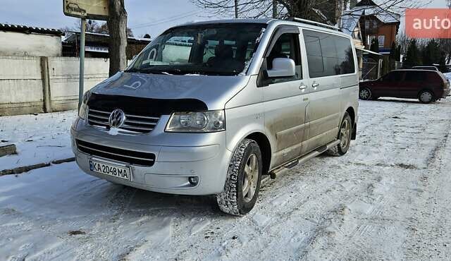 Сірий Фольксваген Мультиван, об'ємом двигуна 3.19 л та пробігом 320 тис. км за 13900 $, фото 1 на Automoto.ua