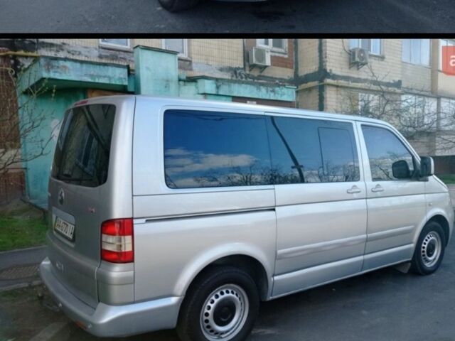 Серый Фольксваген Мультиван, объемом двигателя 2 л и пробегом 400 тыс. км за 10400 $, фото 1 на Automoto.ua