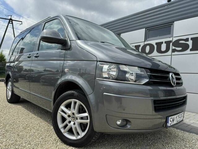 Серый Фольксваген Мультиван, объемом двигателя 2 л и пробегом 212 тыс. км за 7700 $, фото 1 на Automoto.ua