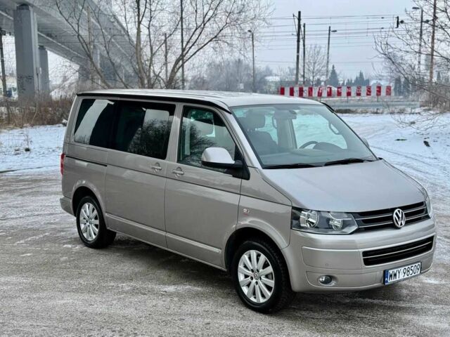 Серый Фольксваген Мультиван, объемом двигателя 2 л и пробегом 154 тыс. км за 9200 $, фото 1 на Automoto.ua