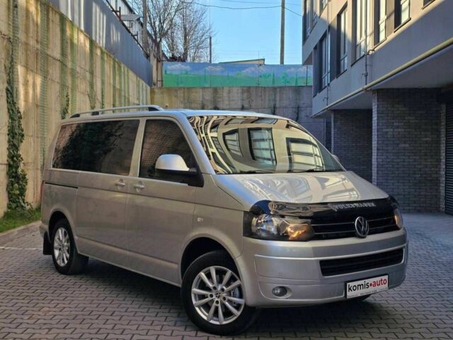 Серый Фольксваген Мультиван, объемом двигателя 1.97 л и пробегом 235 тыс. км за 19499 $, фото 1 на Automoto.ua