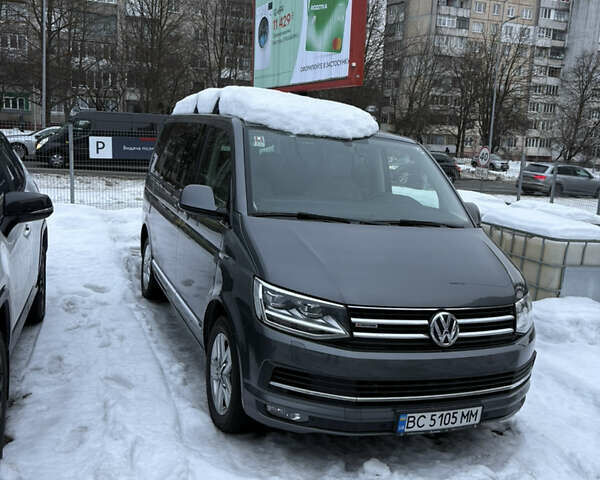 Серый Фольксваген Мультиван, объемом двигателя 1.97 л и пробегом 83 тыс. км за 49000 $, фото 1 на Automoto.ua