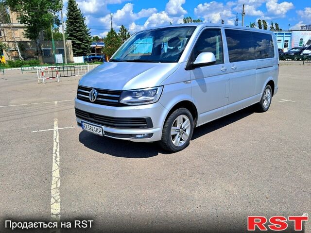 Серый Фольксваген Мультиван, объемом двигателя 2 л и пробегом 275 тыс. км за 36000 $, фото 1 на Automoto.ua