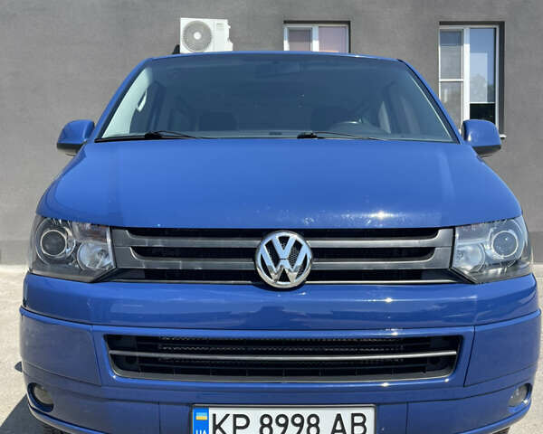 Синій Фольксваген Мультиван, об'ємом двигуна 2 л та пробігом 400 тис. км за 21500 $, фото 1 на Automoto.ua