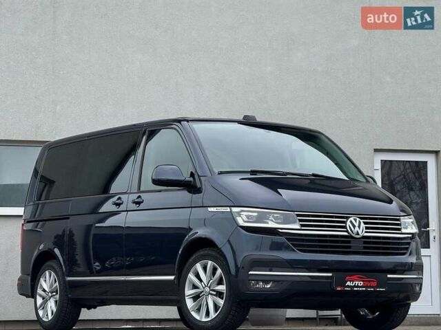 Синій Фольксваген Мультиван, об'ємом двигуна 2 л та пробігом 196 тис. км за 47999 $, фото 1 на Automoto.ua