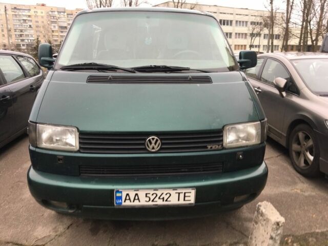 Фольксваген Мультиван 1997 в Киеве на Automoto.ua Зеленый Фольксваген Мультиван, объемом двигателя 2.5 л и пробегом 276 тыс. км за 6000 $, фото 1 на Automoto.ua