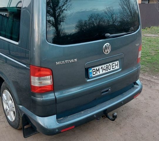 Зелений Фольксваген Мультиван, об'ємом двигуна 2.46 л та пробігом 371 тис. км за 16000 $, фото 1 на Automoto.ua