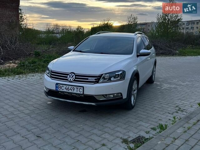 Белый Фольксваген Пассат Альтрак, объемом двигателя 1.97 л и пробегом 288 тыс. км за 13200 $, фото 1 на Automoto.ua