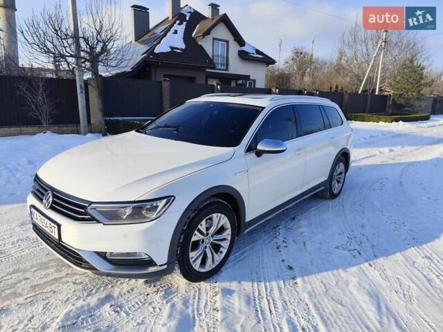 Белый Фольксваген Пассат Альтрак, объемом двигателя 1.97 л и пробегом 294 тыс. км за 16400 $, фото 1 на Automoto.ua