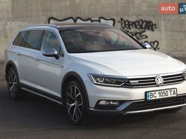 Белый Фольксваген Пассат Альтрак, объемом двигателя 1.97 л и пробегом 274 тыс. км за 20700 $, фото 1 на Automoto.ua