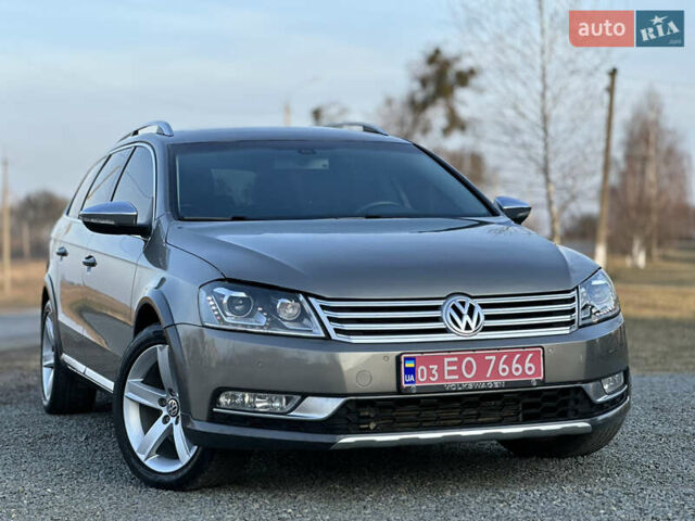 Коричневый Фольксваген Пассат Альтрак, объемом двигателя 2 л и пробегом 247 тыс. км за 10999 $, фото 1 на Automoto.ua