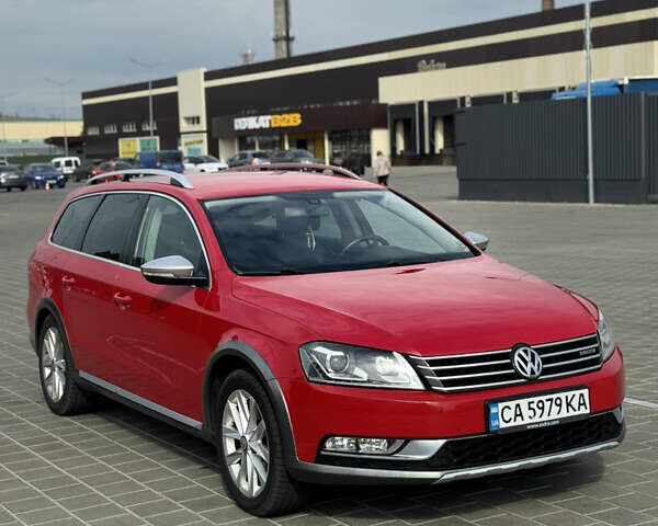 Красный Фольксваген Пассат Альтрак, объемом двигателя 1.97 л и пробегом 289 тыс. км за 11900 $, фото 1 на Automoto.ua