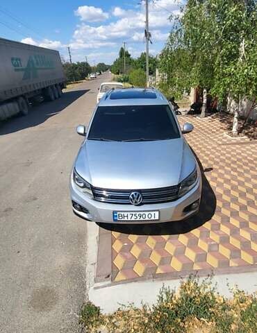 Серый Фольксваген Пассат Альтрак, объемом двигателя 1.98 л и пробегом 176 тыс. км за 12000 $, фото 1 на Automoto.ua