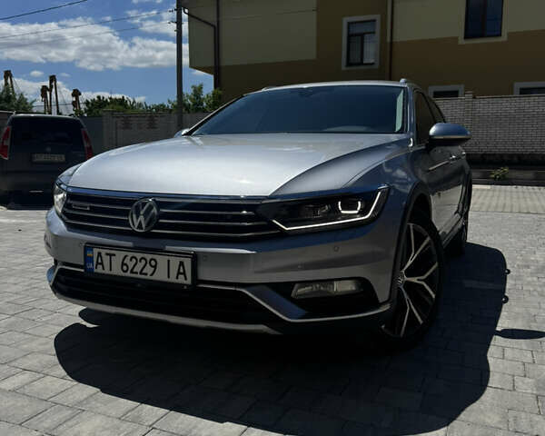 Серый Фольксваген Пассат Альтрак, объемом двигателя 1.97 л и пробегом 230 тыс. км за 22500 $, фото 1 на Automoto.ua