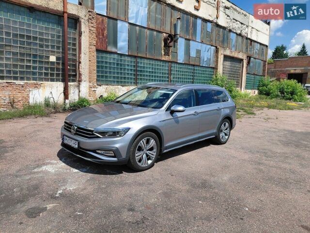 Серый Фольксваген Пассат Альтрак, объемом двигателя 1.97 л и пробегом 154 тыс. км за 25900 $, фото 1 на Automoto.ua