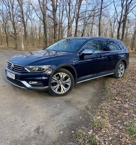 Синий Фольксваген Пассат Альтрак, объемом двигателя 1.97 л и пробегом 220 тыс. км за 18000 $, фото 1 на Automoto.ua