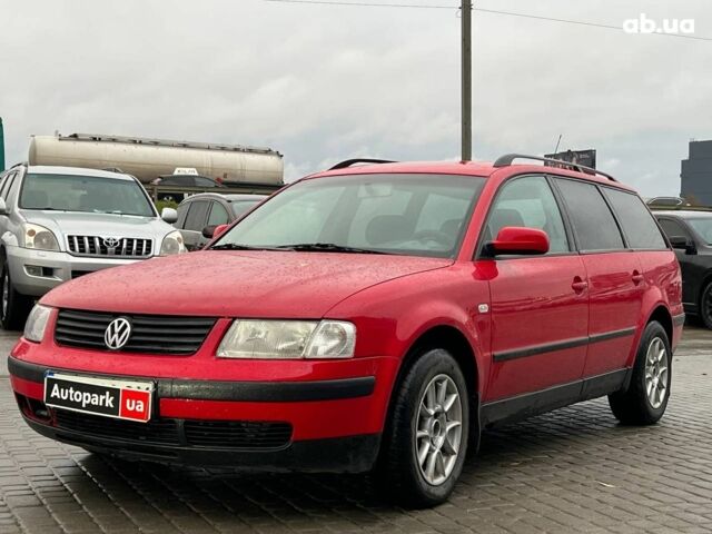 Красный Фольксваген Пассат Б5, объемом двигателя 1.9 л и пробегом 450 тыс. км за 4290 $, фото 1 на Automoto.ua