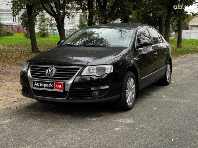 Черный Фольксваген Пассат Б6, объемом двигателя 2 л и пробегом 266 тыс. км за 5990 $, фото 1 на Automoto.ua