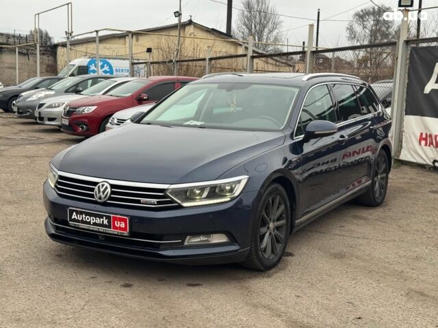 Синій Фольксваген Пассат Б8, об'ємом двигуна 2 л та пробігом 332 тис. км за 15990 $, фото 1 на Automoto.ua