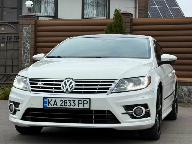 Белый Фольксваген Пассат СС, объемом двигателя 2 л и пробегом 275 тыс. км за 8700 $, фото 1 на Automoto.ua