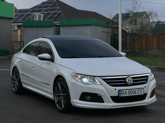 Белый Фольксваген Пассат СС, объемом двигателя 0 л и пробегом 227 тыс. км за 8200 $, фото 1 на Automoto.ua