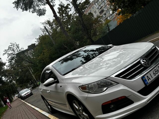 Белый Фольксваген Пассат СС, объемом двигателя 2 л и пробегом 242 тыс. км за 8200 $, фото 1 на Automoto.ua