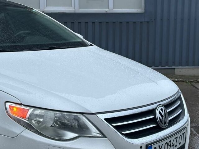 Білий Фольксваген Пассат СС, об'ємом двигуна 2 л та пробігом 211 тис. км за 9200 $, фото 1 на Automoto.ua