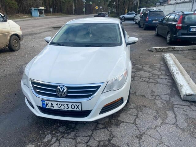 Білий Фольксваген Пассат СС, об'ємом двигуна 2 л та пробігом 318 тис. км за 8500 $, фото 1 на Automoto.ua