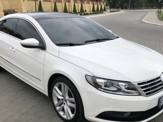 Білий Фольксваген Пассат СС, об'ємом двигуна 2 л та пробігом 211 тис. км за 11850 $, фото 1 на Automoto.ua