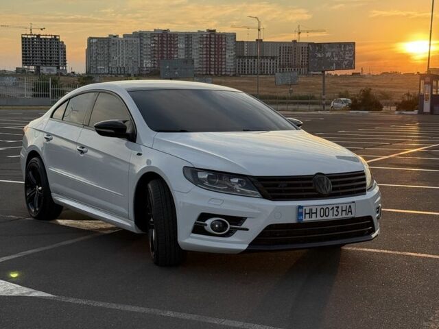 Белый Фольксваген Пассат СС, объемом двигателя 2 л и пробегом 178 тыс. км за 12200 $, фото 1 на Automoto.ua