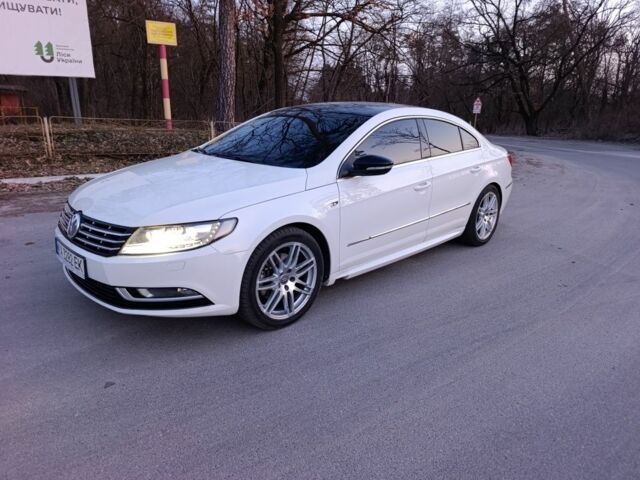 Белый Фольксваген Пассат СС, объемом двигателя 2 л и пробегом 215 тыс. км за 9200 $, фото 1 на Automoto.ua