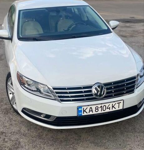 Белый Фольксваген Пассат СС, объемом двигателя 2 л и пробегом 150 тыс. км за 13650 $, фото 1 на Automoto.ua