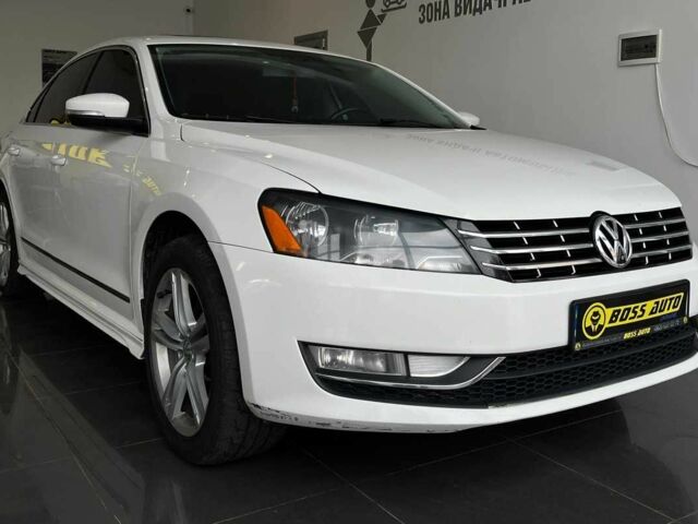 Белый Фольксваген Пассат СС, объемом двигателя 3.6 л и пробегом 124 тыс. км за 10500 $, фото 1 на Automoto.ua