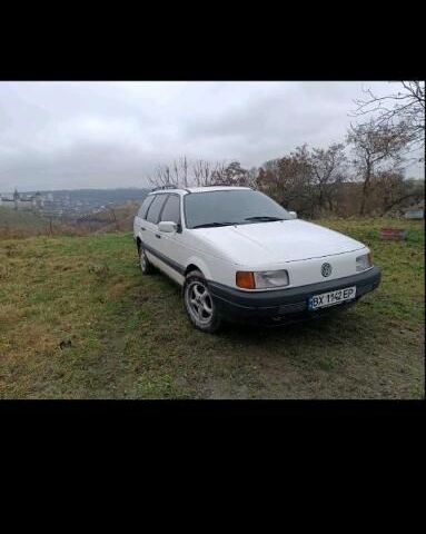 Белый Фольксваген Пассат СС, объемом двигателя 2 л и пробегом 250 тыс. км за 1600 $, фото 1 на Automoto.ua