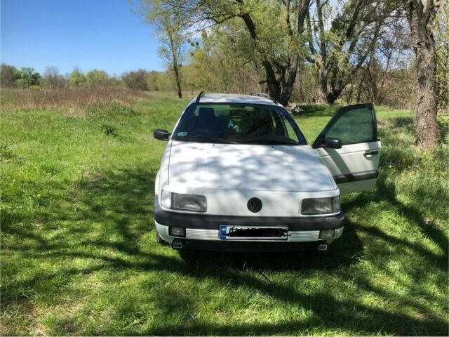 Білий Фольксваген Пассат СС, об'ємом двигуна 2 л та пробігом 2 тис. км за 2200 $, фото 1 на Automoto.ua