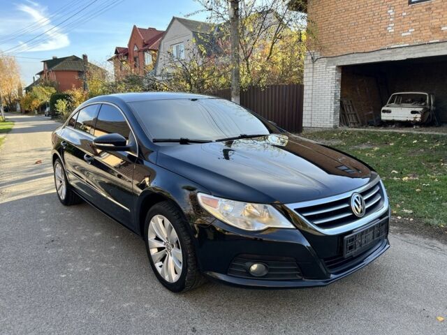 Черный Фольксваген Пассат СС, объемом двигателя 2 л и пробегом 230 тыс. км за 7800 $, фото 1 на Automoto.ua