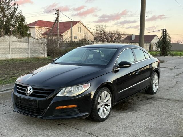 Черный Фольксваген Пассат СС, объемом двигателя 2 л и пробегом 163 тыс. км за 6499 $, фото 1 на Automoto.ua