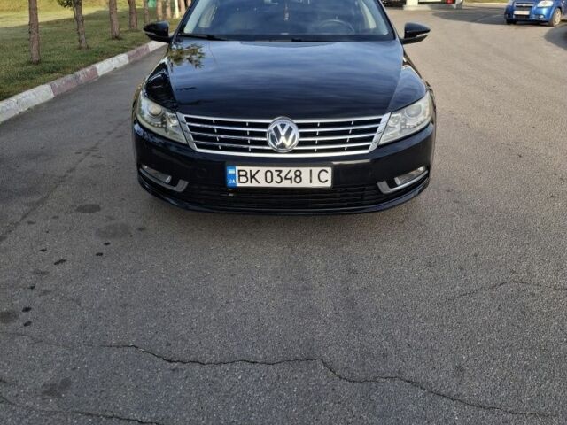 Черный Фольксваген Пассат СС, объемом двигателя 2 л и пробегом 179 тыс. км за 10800 $, фото 1 на Automoto.ua