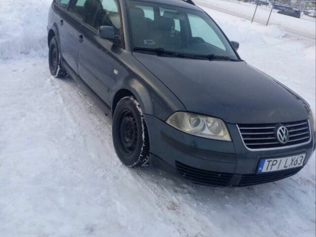 Чорний Фольксваген Пассат СС, об'ємом двигуна 1.9 л та пробігом 350 тис. км за 2050 $, фото 1 на Automoto.ua