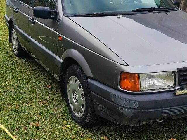 Серый Фольксваген Пассат СС, объемом двигателя 1.9 л и пробегом 566 тыс. км за 1750 $, фото 1 на Automoto.ua