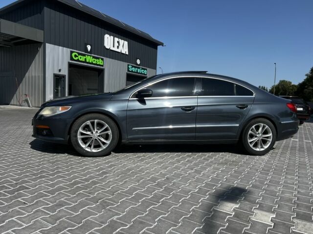 Серый Фольксваген Пассат СС, объемом двигателя 2 л и пробегом 306 тыс. км за 8300 $, фото 1 на Automoto.ua