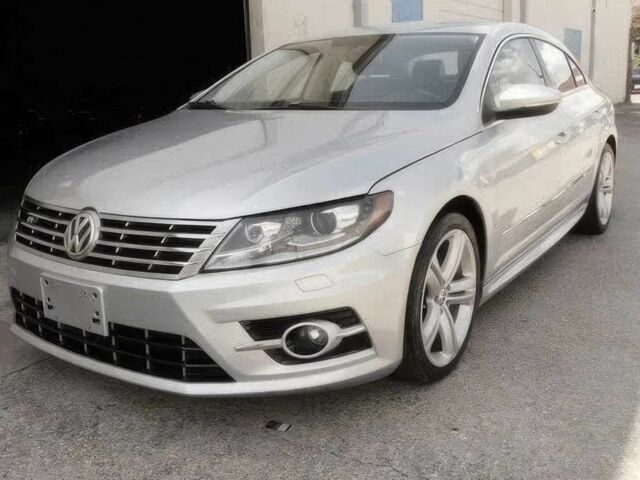 Серый Фольксваген Пассат СС, объемом двигателя 2 л и пробегом 80 тыс. км за 3900 $, фото 1 на Automoto.ua