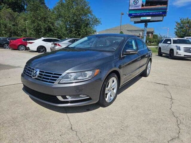 Серый Фольксваген Пассат СС, объемом двигателя 2 л и пробегом 66 тыс. км за 2500 $, фото 1 на Automoto.ua